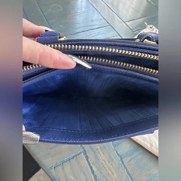 Salvatore Ferragamo Medium Blue Batik Leather Tote - Picture 12 of 16